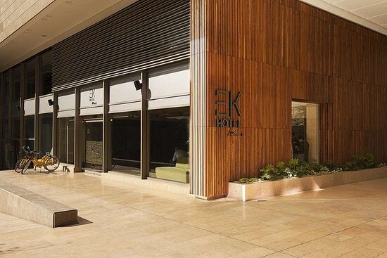 Hotel Ek